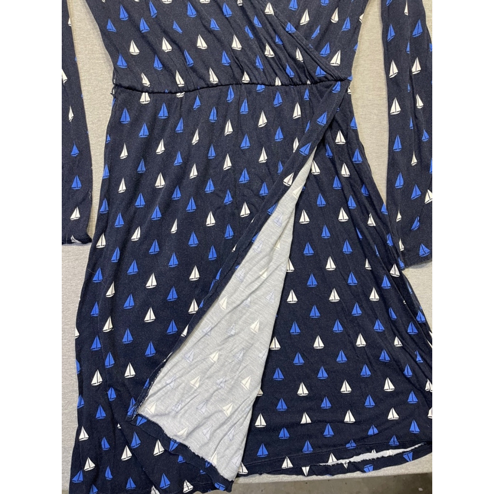 Size large old navy boat faux wrap dress Fit and Flare - Picture 2 of 6